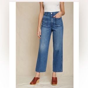 AMO brand patch pocket jeans -size 28